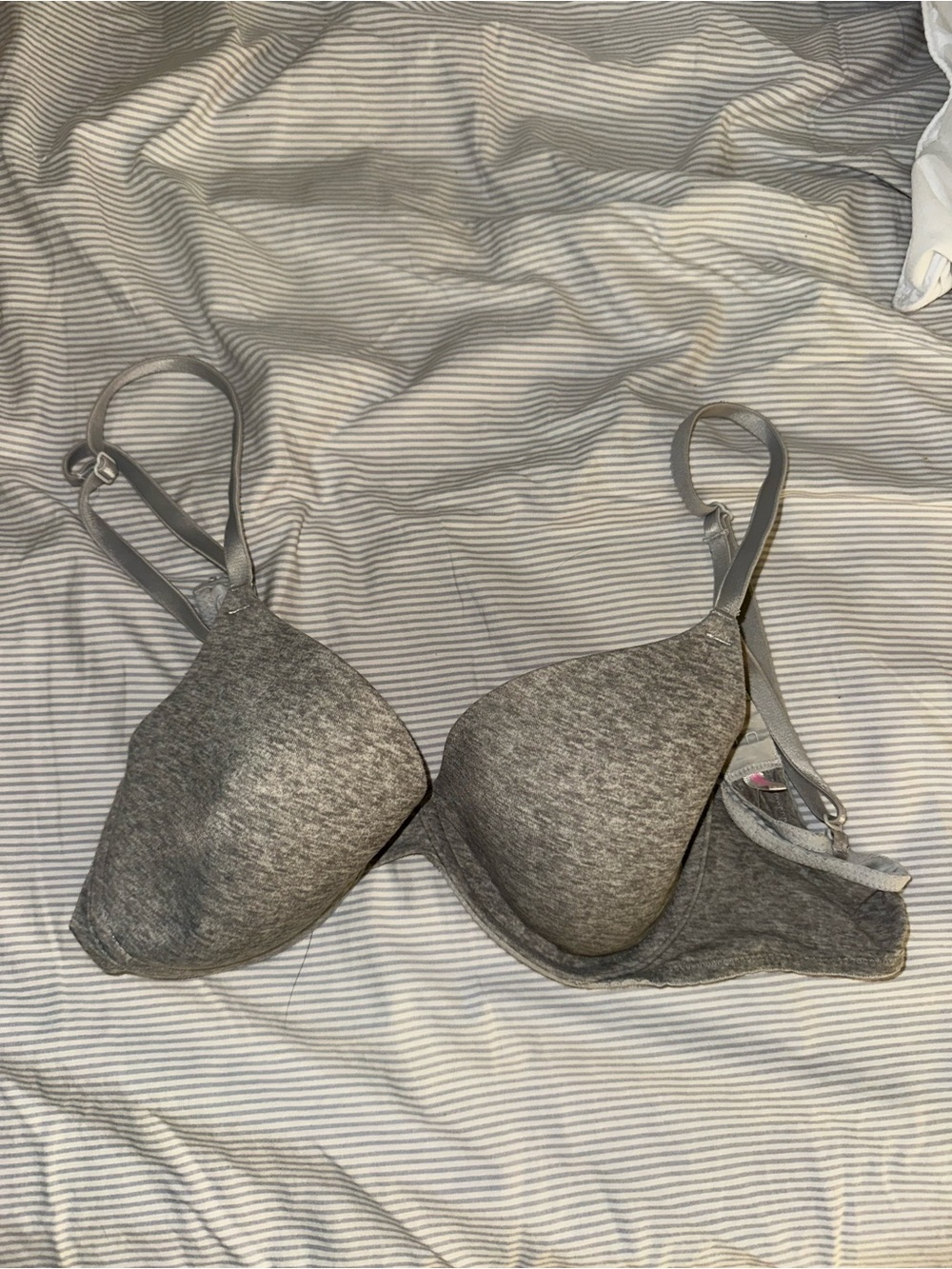 Victoria’s Secret pink bra